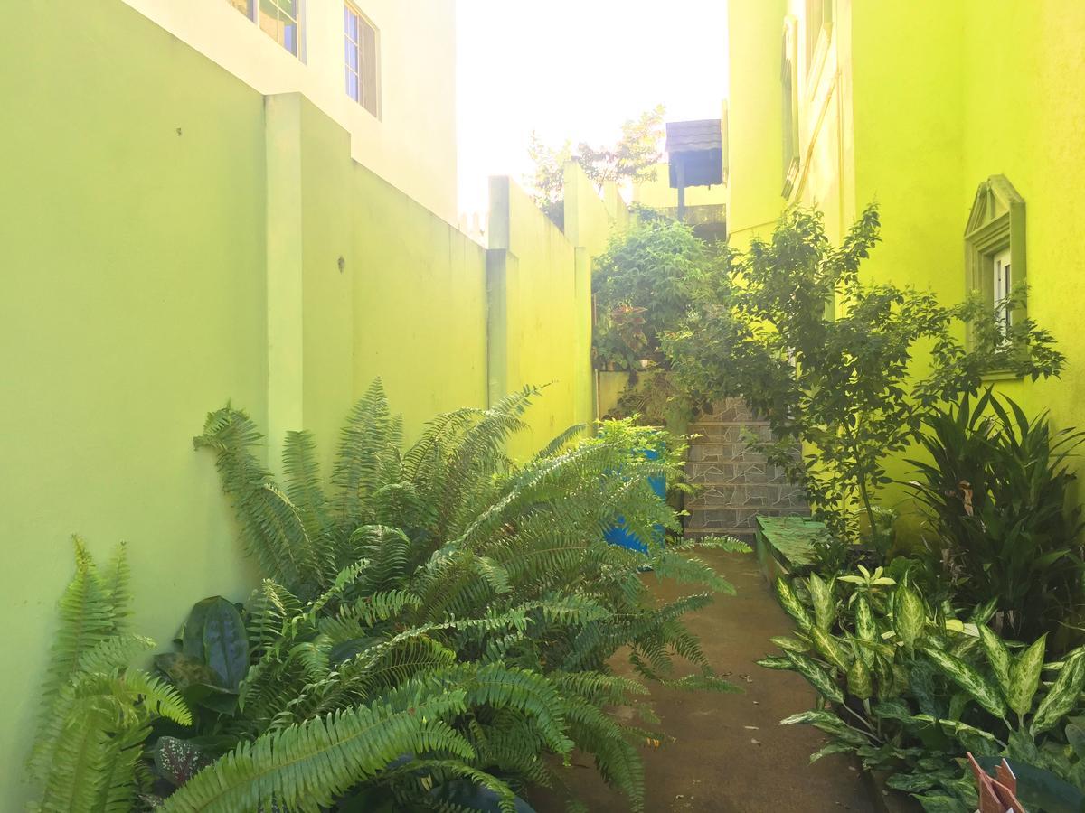 Yaad Hostel Montego Bay Ngoại thất bức ảnh