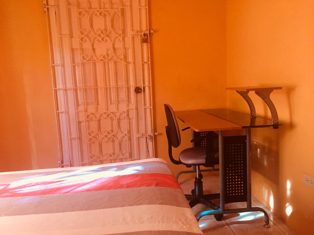 Yaad Hostel Montego Bay Ngoại thất bức ảnh
