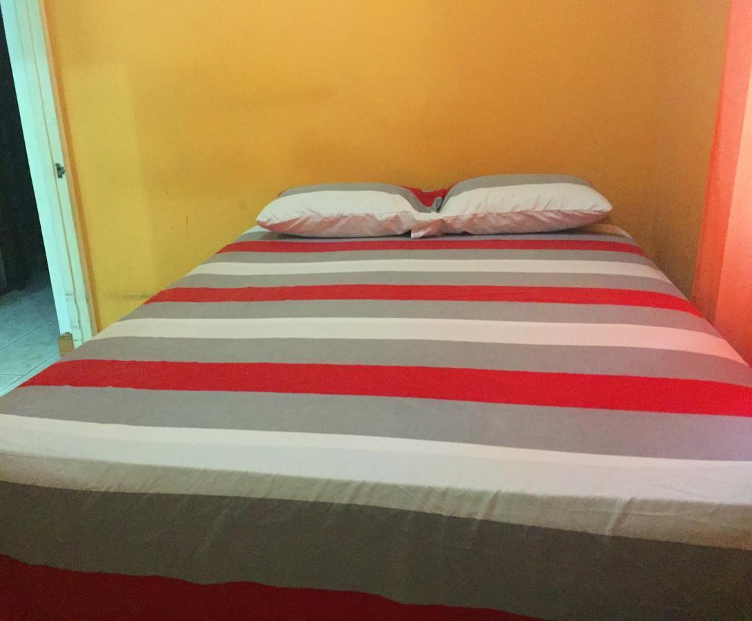 Yaad Hostel Montego Bay Ngoại thất bức ảnh