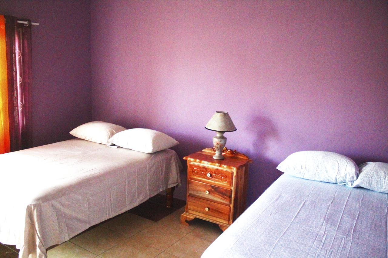 Yaad Hostel Montego Bay Ngoại thất bức ảnh