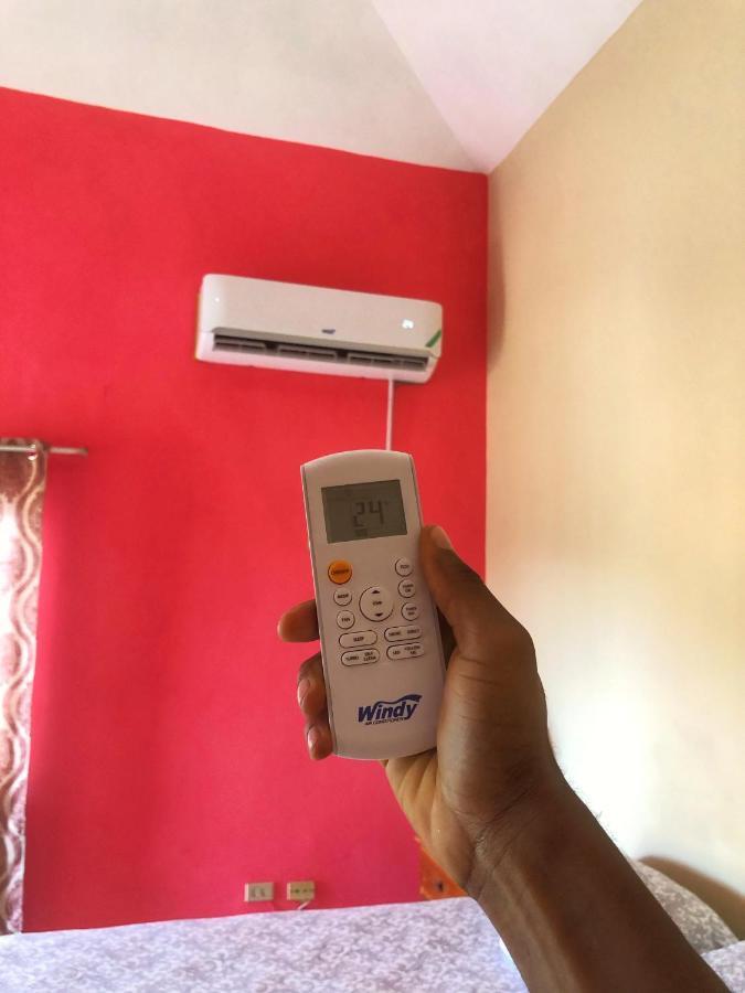 Yaad Hostel Montego Bay Ngoại thất bức ảnh